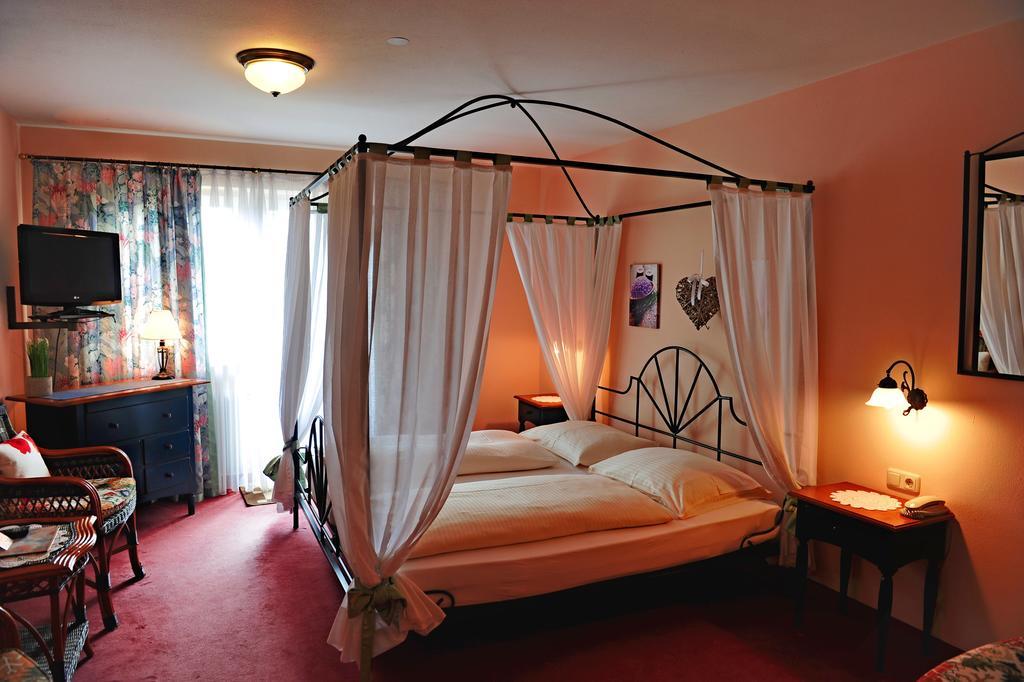 Hotel Kienberger Hof 普夫龙滕 外观 照片